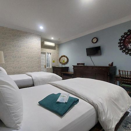 Nonie'S Huis Hotel ميدان المظهر الخارجي الصورة