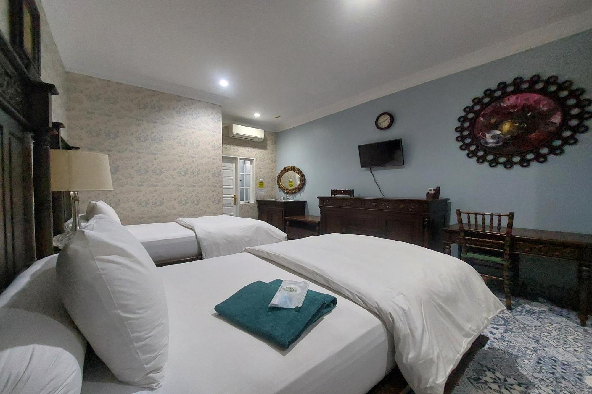Nonie'S Huis Hotel ميدان المظهر الخارجي الصورة