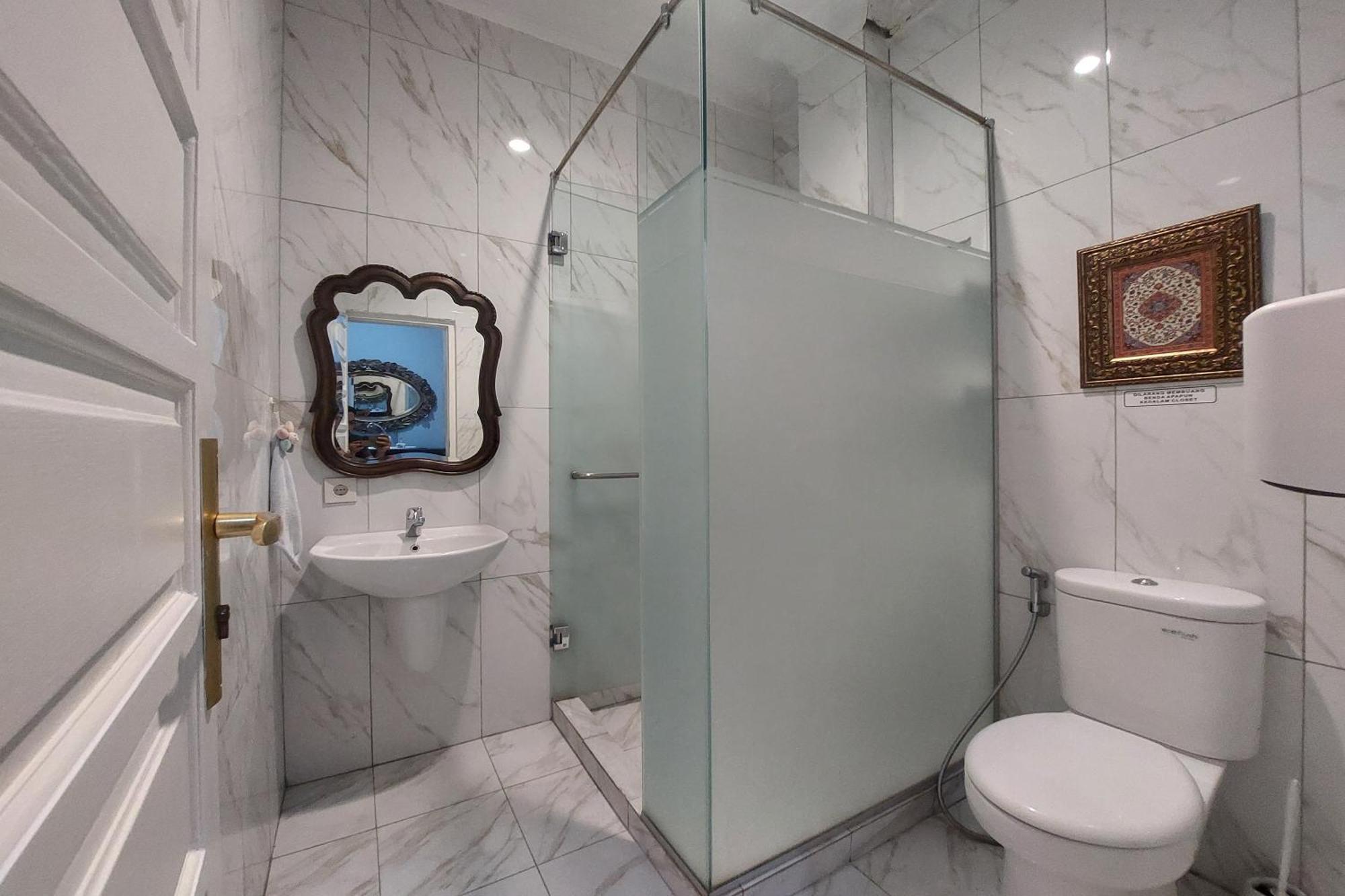 Nonie'S Huis Hotel ميدان المظهر الخارجي الصورة